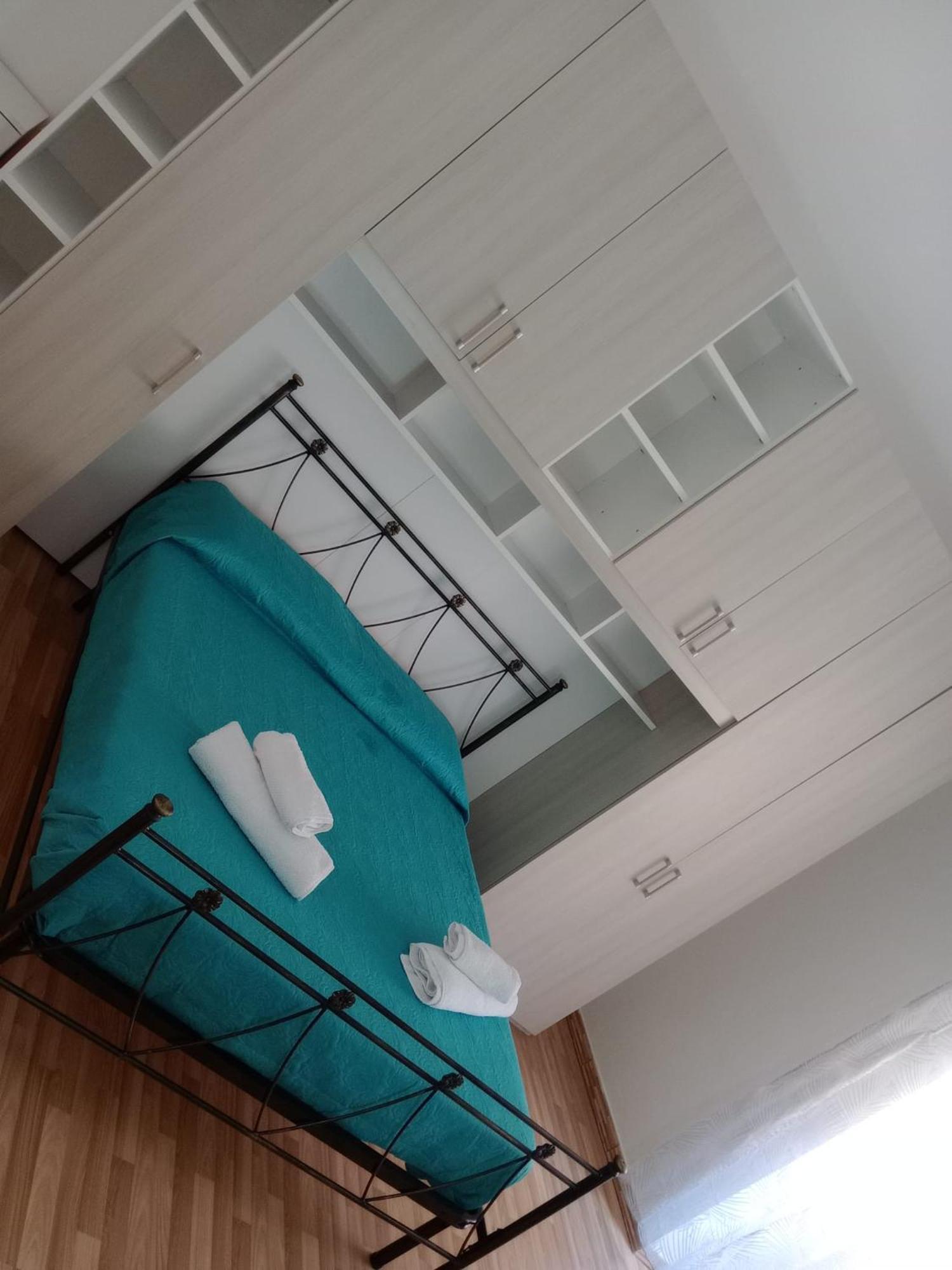 Sweet Home Tra I Due Mari Taranto Exterior foto